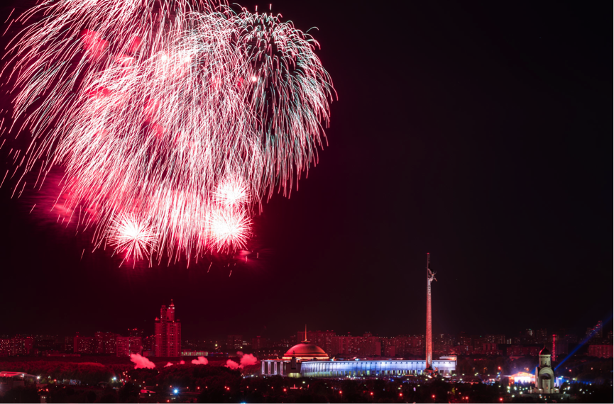 Салют на 23 февраля в москве